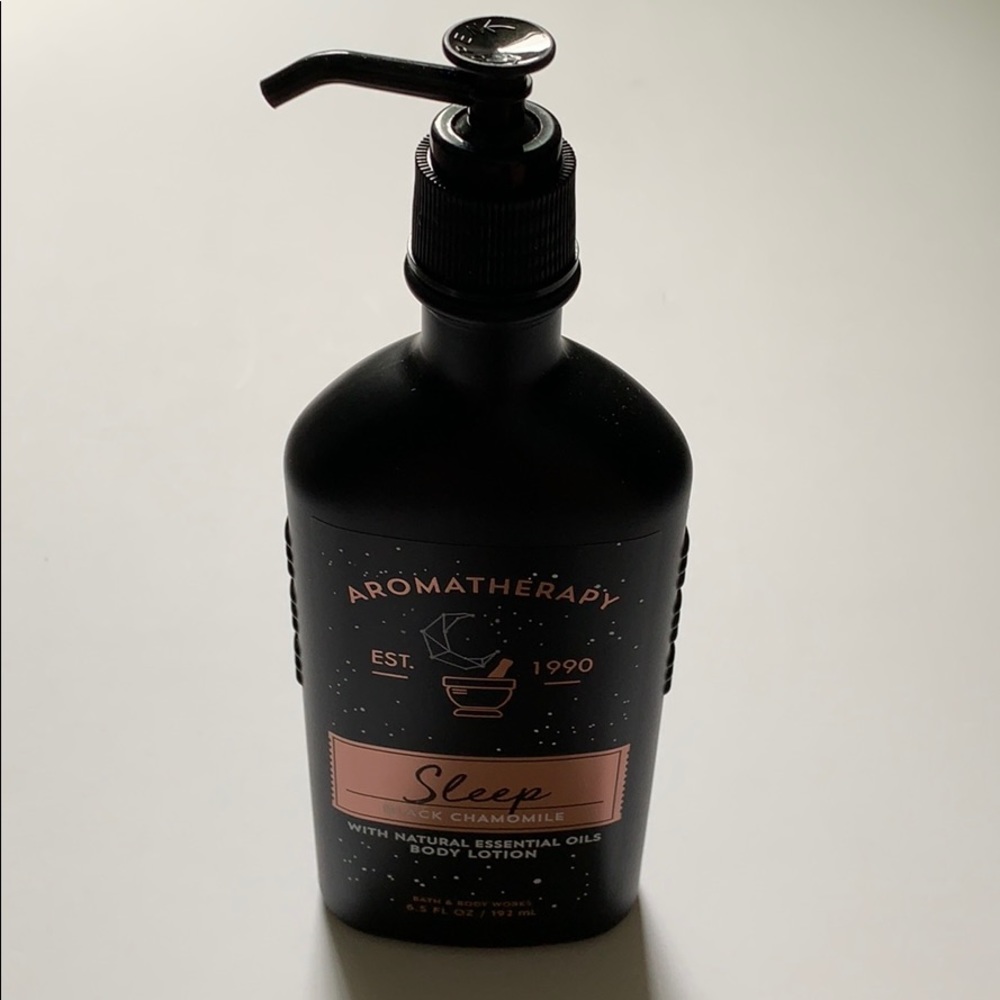 NWT Bath and Body Works Sleep Lotion!!
